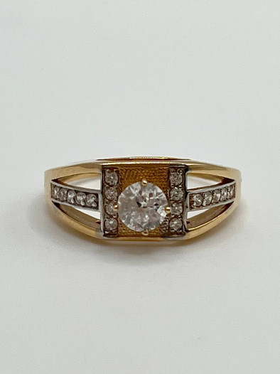 Кольцо из красного золота