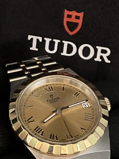 Часы TUDOR 28403