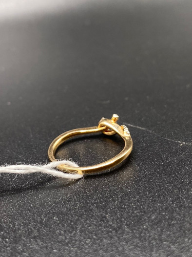 Золотое кольцо с бриллиантами