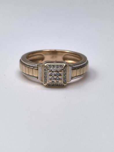 Кольцо из красного и белого золота с бриллиантами