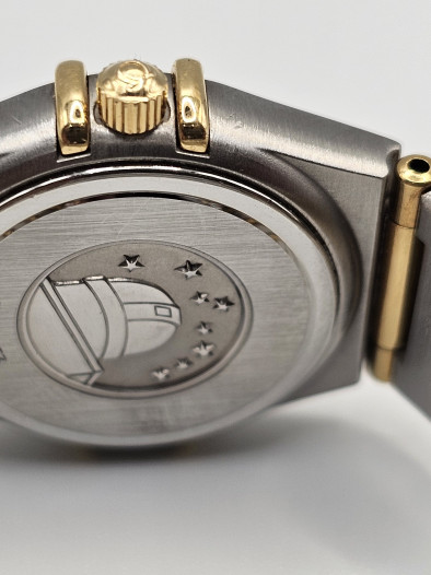 Часы Omega Constellation Quartz