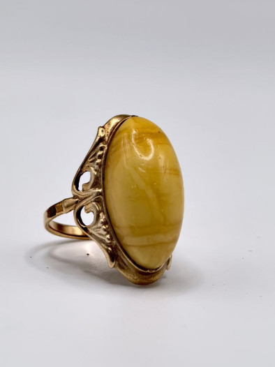 Кольцо из красного золота