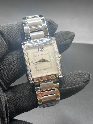 Часы Girard Perregaux