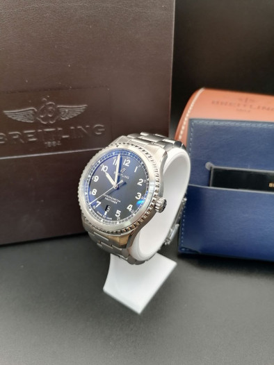Часы Breitling Navitaimer 8