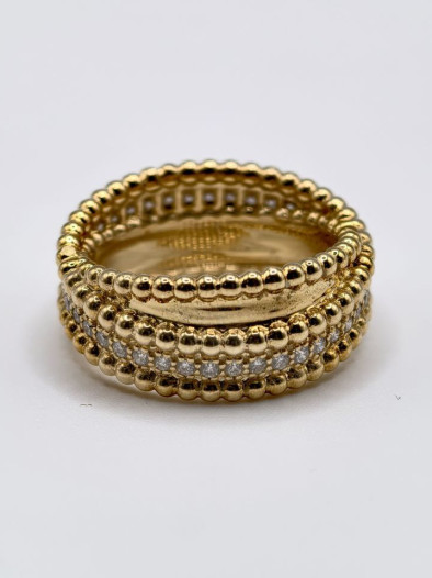 Кольцо из желтого золота с бриллиантами